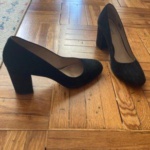 Beautiful French Black Pumps
